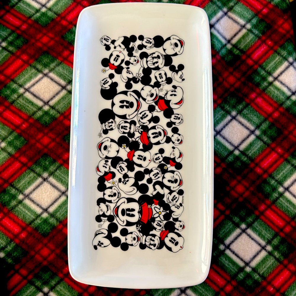 DISNEY Mickey Mouse and Minnie Mouse Serving Tray Platter 13"